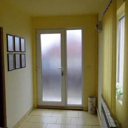 Vendégház Casa De Vacanta Mady 3*