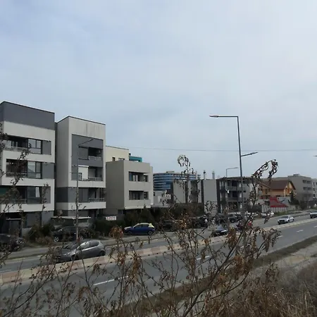 بيت ضيافة Casa De Vacanta Mady 3*
